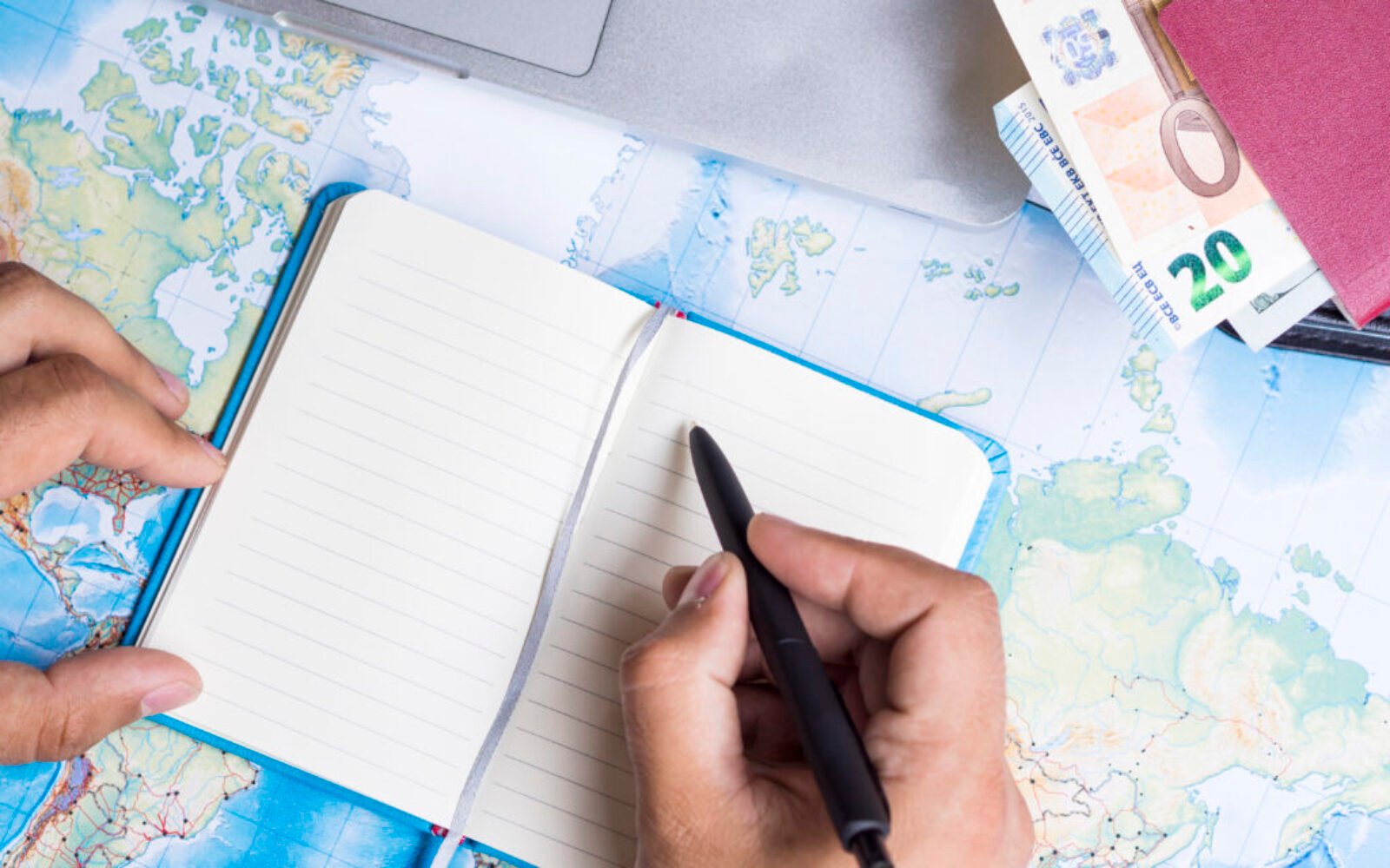 Como Economizar Dinheiro Durante Suas Viagens.